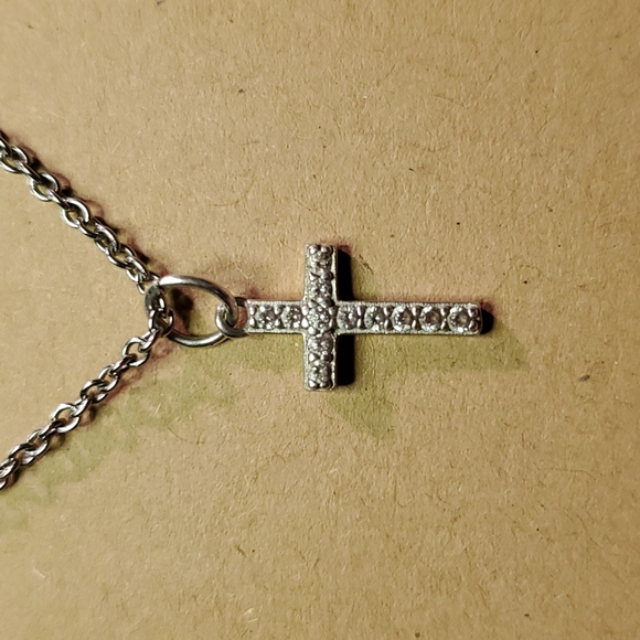 Micro Cross Silver ATI 925 CHN - Picture 1 of 9